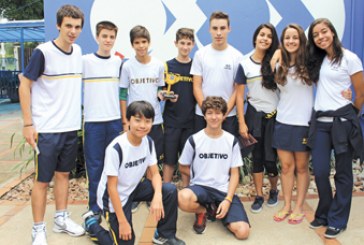 Bazinga conquista 2o lugar no Torneio
