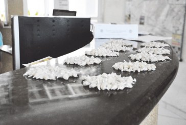 Pedras de crack são apreendidas