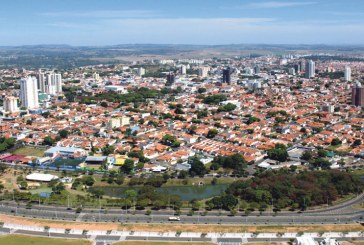 Cidade se mantém crescendo na crise