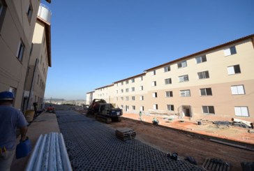 Prefeitura e MZM realizam reunião com famílias do condomínio Vitória Régia