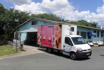 Caminhão com mamógrafo atenderá mulheres durante Outubro Rosa