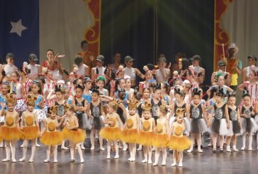 XIV Festival de Dança do Colégio Le Perini encanta a plateia com o espetáculo musical Madagascar 3