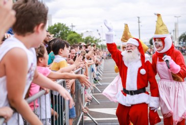 Chegada do Papai Noel leva duas mil pessoas ao Polo Shopping Indaiatuba