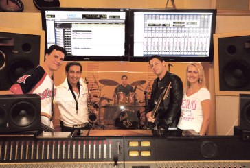 Banda Trinne’s realiza  show e doa à Volacc