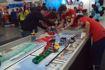 Equipe de Robótica do Colégio Objetivo conquista troféus
