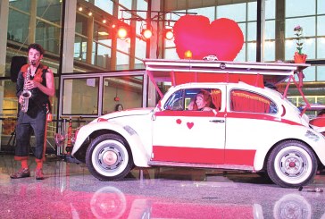 Polo Shopping recebe apresentação teatral