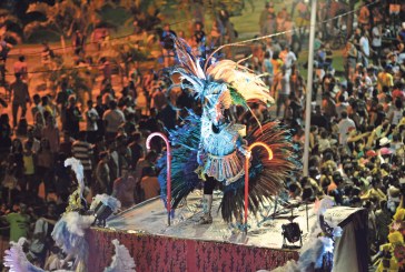 Imperador de Santa Cruz é campeã do Carnaval 2016