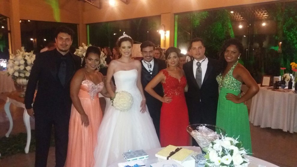 Parceiros e fornecedores curtem a 1ª Noite de Degustação para Noivas