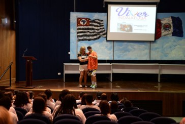 Serviços ‘CrasJovem’ e ‘Jornal Informando & Formando’ realizam apresentação