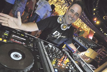 Salão Social recebe DJ La Luna no ‘Baila 9’