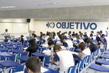 Estudantes participam de simulado Geekie
