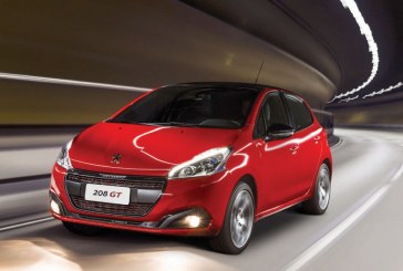 208 GT faz duelo com Sandero RS