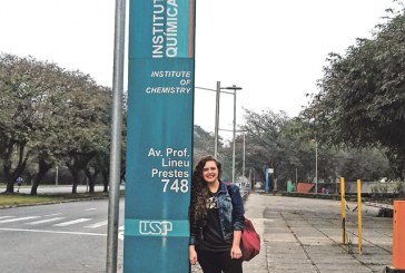 Aluna  participa de Escola Olímpica