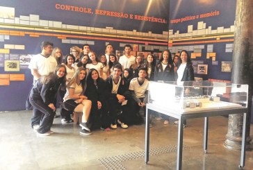 Alunos fazem visita pedagógica