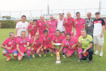 Minicampo finaliza  duas categorias