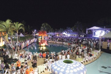 Baile do Hawaii  completa três décadas