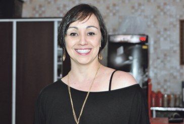 Bailarina  integra corpo  docente
