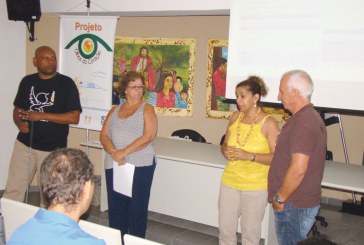 Portadores de deficiência participam de Encontro