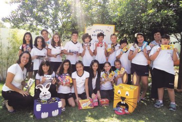Alunos visitam creche beneficiada