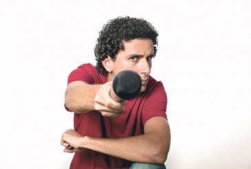 Rafael Portugal apresenta seu show
