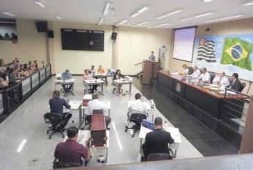 Câmara aprova seis  Projetos de Lei