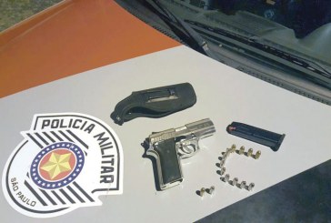 Homem é detido por porte ilegal de arma
