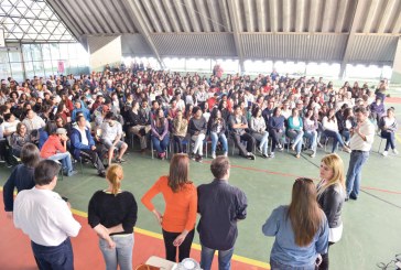 Papo Jovem reúne 400 alunos em escola