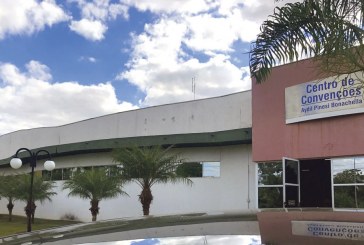 Prefeitura oferece  quatro exposições