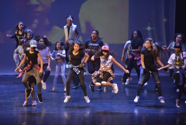 Público lota o Festival de Arte e Dança da Secretaria de Educação