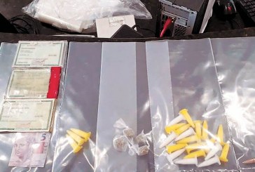 Romi detém dupla de traficantes