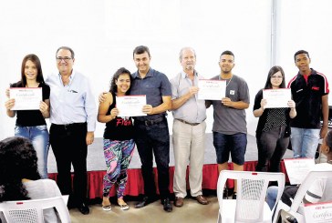 Formatura de de 513 alunos da Fiec