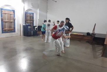 Prefeitura oferece aulas de capoeira gratuita no Casarão Pau Preto