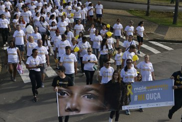Caminhada do Movimento Maio Amarelo teve 500 pessoas