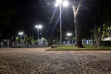 É concluída a nova iluminação em LED instalada na Praça da Liberdade