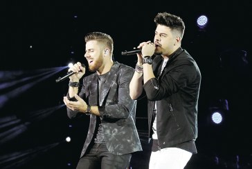 Zé Neto & Cristiano abrem a programação