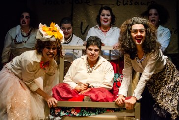 Peça ‘Rastro Atrás’ do Grupo Os Geraldos se apresenta no município
