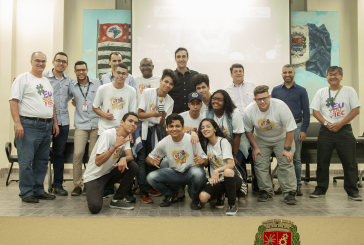 Parceria entre Fiec e Prefeitura promove Hackathon para jovens atendidos pelo Cras