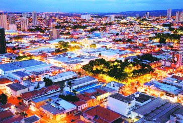 Comércio, indústria e serviços cresceram em média 22% este ano