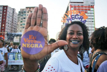 Entidades fazem campanha por voto em mulheres pretas