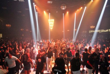 Noite do Flashback empolga público no Clube 9 de Julho