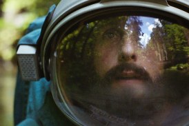 “O Astronauta” traz Adam Sandler em um raríssimo papel dramático